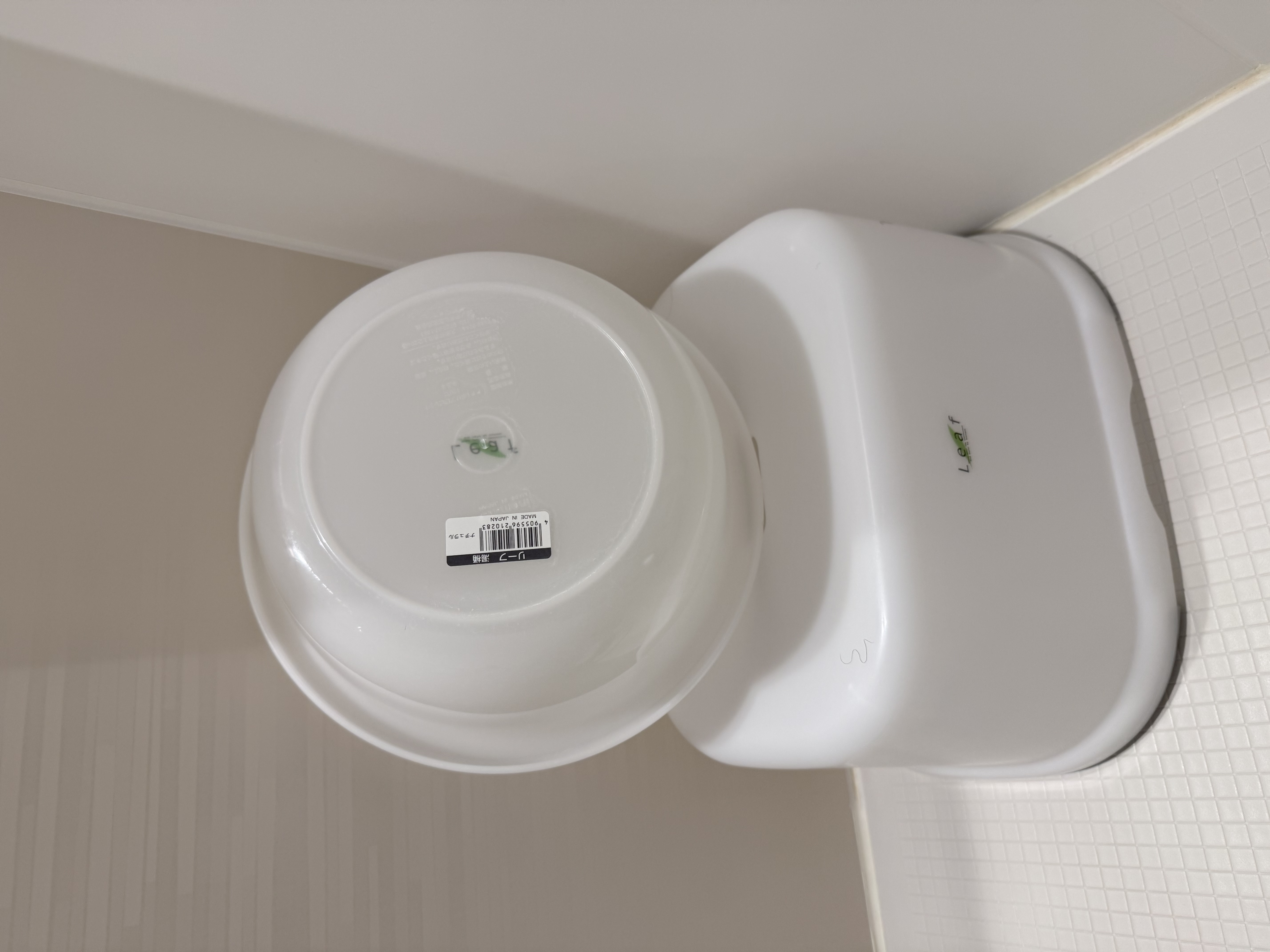 【浴室清掃オプション】備品清掃（ふた、椅子、オケ等）の画像