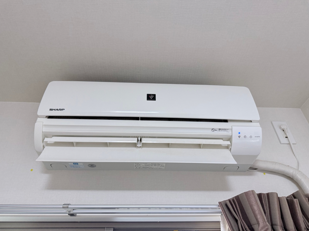 お掃除機能なしエアコンの画像